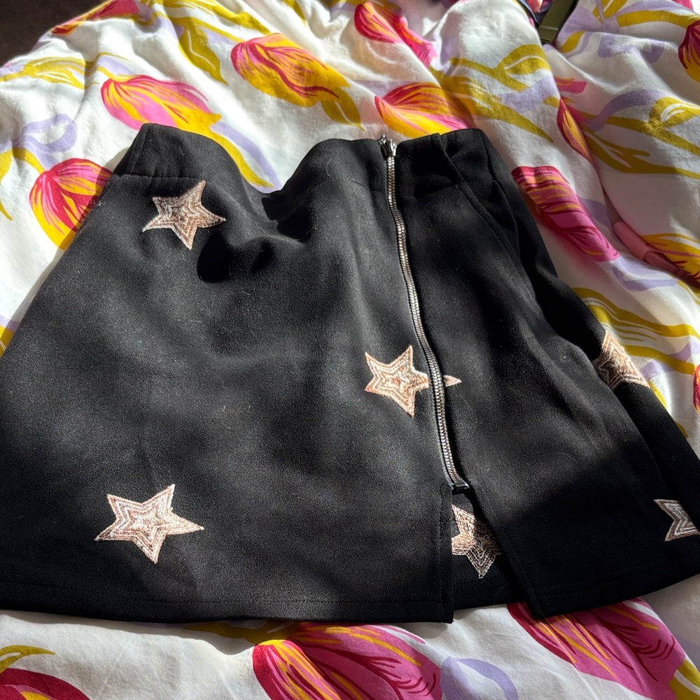 Black Skirt with Star Embroidery